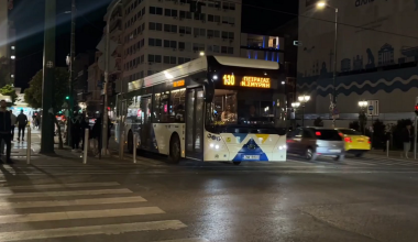 Πειραιάς – Τι υποστηρίζει ο οδηγός λεωφορείου: «Το παιδί πετάχτηκε ξαφνικά μπροστά και χτυπήθηκε στην πλάτη»