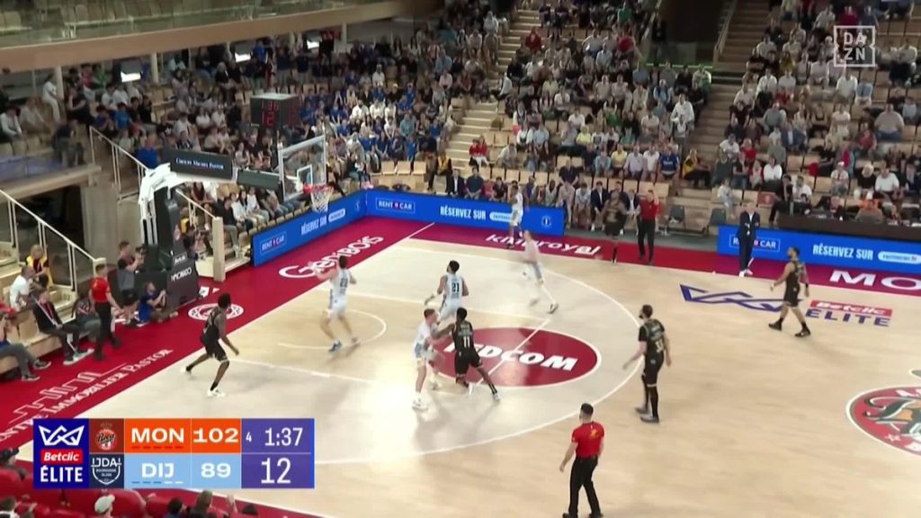 «Άναψαν» τα αίματα στο Μονακό – Ντιζόν: Παίκτης της δεύτερης έφυγε από το γήπεδο μέσα στα αίματα (βίντεο)