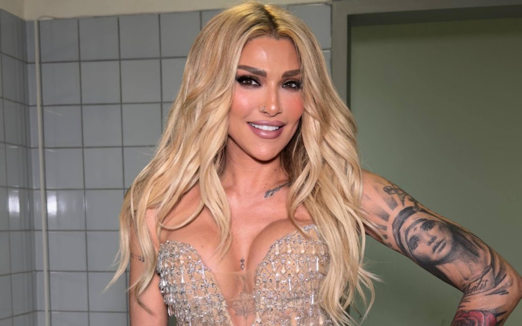 Η Α.Ηλιάδη υπερασπίζεται την Ι.Τούνη: «Πέρασε χρόνια ψυχικής ταλαιπωρίας και την κρίνουμε για το πώς ντύθηκε;»