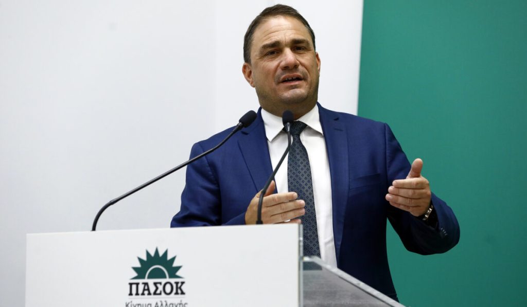 Ευθεία επίθεση του Κώστα Τσουκαλά στον Κυριάκο Μητσοτάκη: «Είναι βαρίδι για τη χώρα και πρέπει να φύγει άμεσα»