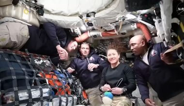 Artemis II: Ξαναγράφει την ιστορία – Έφτασε στο πιο απομακρυσμένο σημείο του διαστήματος – Live η αποστολή