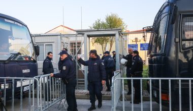 Σήμερα η συνέχεια στη δίκη για τα Τέμπη: Ζ.Κωνσταντοπούλου – «Οικτρή δοκιμασία για τις οικογένειες των θυμάτων»