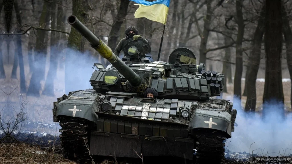 Ουκρανός δεν πρόλαβε να βγει από κατεστραμμένο άρμα μάχης T-64 & την πλήρωσε με τον χειρότερο τρόπο – Δείτε βίντεο