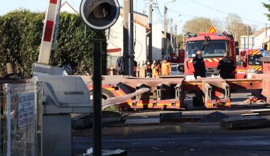 Τρένο συγκρούστηκε με στρατιωτικό όχημα στη Γαλλία: Νεκρός ο μηχανοδηγός – Πληροφορίες για πολλούς τραυματίες