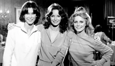 Δείτε πώς είναι σήμερα οι πρωταγωνίστριες της θρυλικής σειράς «οι Άγγελοι του Τσάρλι» (φωτο)