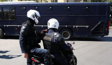 Άγριος καυγάς αστυνομικών στην Ακρόπολη: Η ΕΛΑΣ τους συνέλαβε μετά το μεταξύ τους επεισόδιο