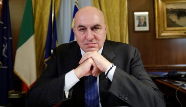 ΥΠΑΜ Ιταλίας: «Ο Ν.Τραμπ είναι ο ηγέτης μιας κυρίαρχης χώρας και κανείς δεν είναι σε θέση να τον επηρεάσει»