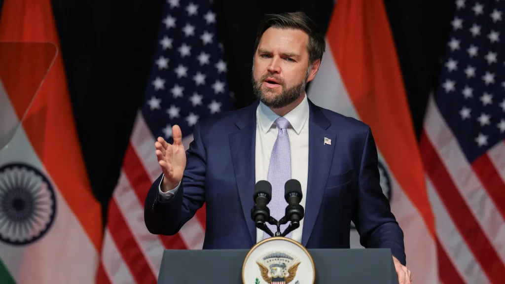 Στην Ουγγαρία μεταβαίνει σήμερα ο Τζέι Ντι Βανς