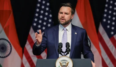 Στην Ουγγαρία μεταβαίνει σήμερα ο Τζέι Ντι Βανς