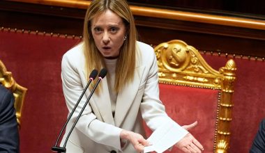 Σάλος στην Ιταλία: Η Τζόρτζια Μελόνι μαζί με μέλος της ναπολιτάνικης μαφίας (φωτο)