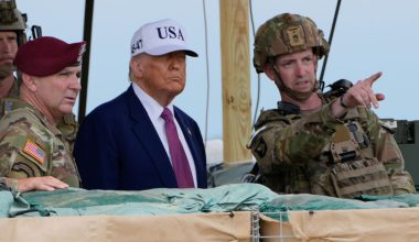 Απόστρατος Αμερικανός στρατηγός: «Στρατιωτικοί διοικητές σκέφτονται να μην ακούσουν τις εντολές Τραμπ για το Ιράν»