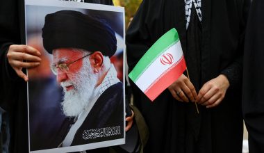 Ιράν: Εκδηλώσεις για τις 40 ημέρες από τη δολοφονία του Αλί Χαμενεΐ (βίντεο)