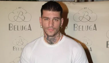 Σ.Μιλάτος για Α.Μικρούτσικο: «Κάπου λίγο ώπα στο μπροστά κομμάτι» – «Καλύτερα να πάει αρχισυντάκτης»