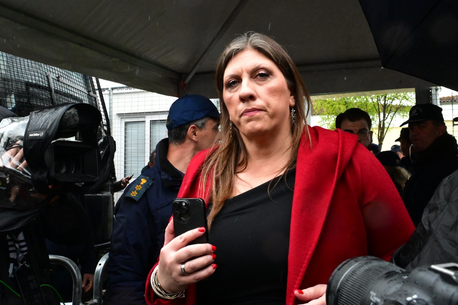 Τρολάρουν στα social την Ζ.Κωνσταντοπούλου για το Πάσχα – «Σε ποιον ετοιμάζει εκταφή;»