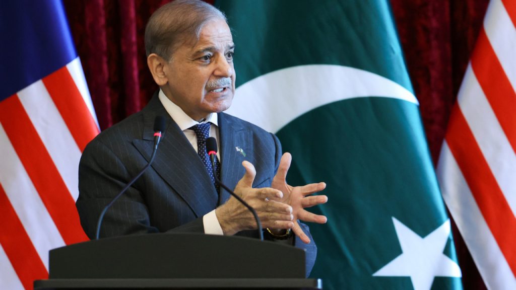 Πρωθυπουργός Πακιστάν: «H κατάπαυση του πυρός θα εφαρμοστεί και στο Λίβανο»