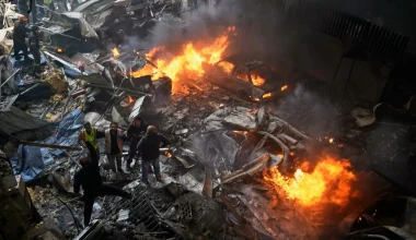 Το Ισραήλ κατεδαφίζει κτήρια στο Λίβανο: Η Χεζμπολάχ «υπόσχεται» απάντηση σε ισραηλινές πόλεις – Δείτε βίντεο