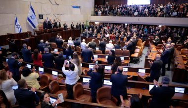 «Πυρά» αντιπολίτευσης στον Μ.Νετανιάχου: «Βγες από το καταφύγιο – Είπες ψέματα στους εταίρους μας»