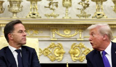 Σε εξέλιξη η συνάντηση Ν.Τραμπ-Μ.Ρούτε για την πορεία των ΗΠΑ εντός του ΝΑΤΟ