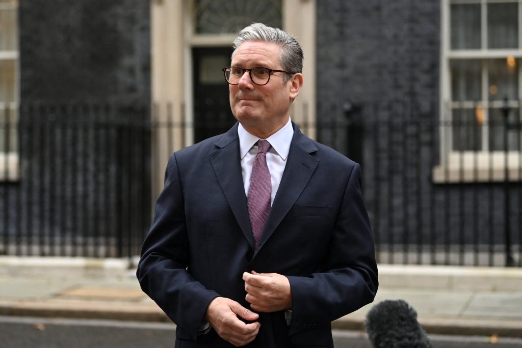 «Αγρίεψε» ο Στάρμερ: «Ο πόλεμος στον Κόλπο επιτάσσει μια άλλη Βρετανία – Θα ενισχύσουμε την άμυνά μας»