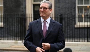 «Αγρίεψε» ο Στάρμερ: «Ο πόλεμος στον Κόλπο επιτάσσει μια άλλη Βρετανία – Θα ενισχύσουμε την άμυνά μας»