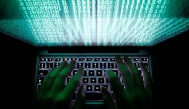 To Iράν υποστηρίζει πως χάκαρε συσκευές και λογαριασμούς του πρώην αρχηγού των IDF