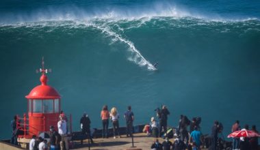 Βίντεο: Όταν σέρφερ «καβάλησε» κύμα στον ωκεανό ύψους 26 μέτρων!