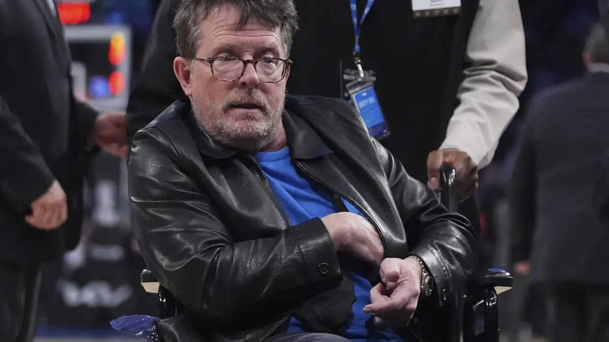 Γκάφα από το CNN: «Πέθανε» τον Μάικλ Τζ. Φοξ – Η απάντηση του ηθοποιού