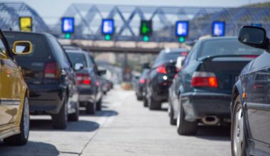 Αυτές είναι οι κατηγορίες των οδηγών που δικαιούνται να περνούν δωρεάν από διόδια