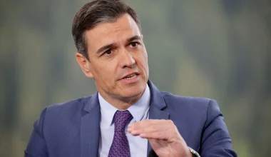 Ο Ισπανός πρωθυπουργός Σάντσεθ ζήτησε «ευρωπαϊκό Στρατό» και διακοπή συνεργασίας  ΕΕ με  Ισραήλ