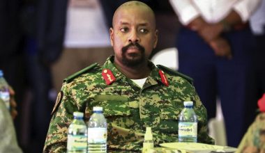 Η Ουγκάντα δηλώνει έτοιμη να στείλει έως και 100.000 στρατιώτες στο Ισραήλ για υποστήριξη στη σύγκρουση με το Ιράν