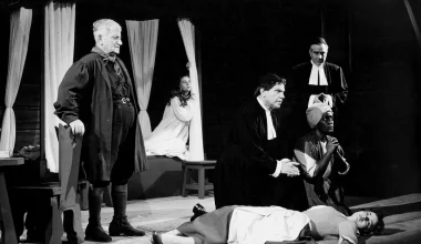 Ο σπουδαίος ηθοποιός που δεν ήξερε να γράφει και να διαβάζει – Του έλεγε τα λόγια η γυναίκα του μέχρι να τα μάθει