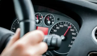 Θεσσαλονίκη: Συνελήφθη 20χρονος που «έσπασε» τα κοντέρ φθάνοντας τα 177 χλμ/ώρα