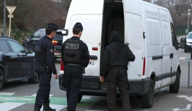 Αδιανόητο συμβάν στη Γαλλία: Για τα μάτια μιας 37χρονης πατέρας κλείδωσε τον γιο του σε ένα βαν για ένα χρόνο!