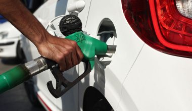 Έρχεται πτώση τιμών στα καύσιμα – Νίκος Παπαγεωργίου: «Θα πέσει κάτω από τα 1,90 ευρώ/λίτρο το πετρέλαιο κίνησης»