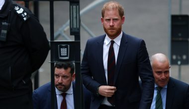 «Καμπάνα» στον πρίγκιπα Χάρι από τον φιλανθρωπικό οργανισμό που… ίδρυσε ο ίδιος – Ο λόγος