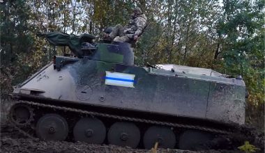 Οι Ρώσοι δημοσιοποίησαν πλάνα από την πλήρη καταστροφή σουηδικού Pbv-302 με Ουκρανούς στρατιώτες – Δείτε βίντεο