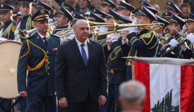 Ζοζέφ Αούν προς τη διεθνή κοινότητα: «Αναλάβετε τις ευθύνες σας, εάν θέλετε αποτελεσματικές συνομιλίες στις ΗΠΑ»