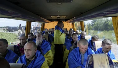 Ρωσία και Ουκρανία αντάλλαξαν 350 αιχμαλώτους πολέμου εν μέσω της πασχαλινής εκεχειρίας