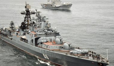 Το ρωσικό αντιτορπιλικό «Severomorsk» εθεάθη κοντά τις ακτές της Δανίας και της Γερμανίας (βίντεο)