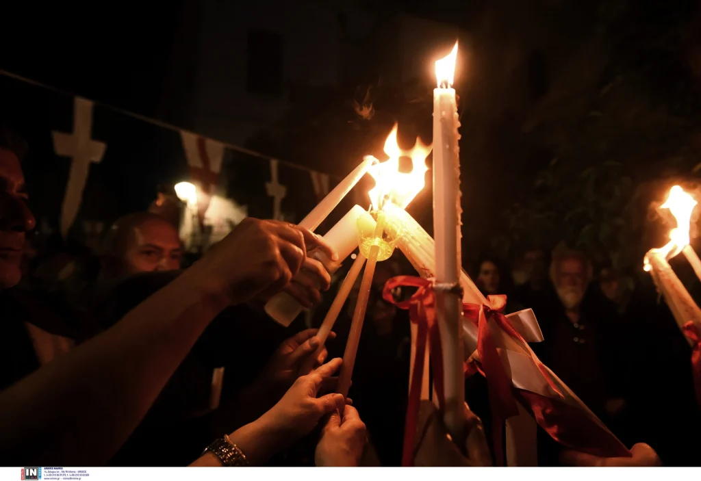 Εύβοια: Ο ιερέας «τα έψαλλε» στον αντιδήμαρχο και αυτός έφυγε από τη λειτουργία της Ανάστασης – Τι έγινε;