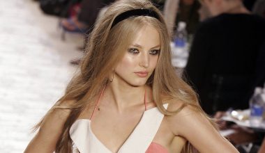 Ρ.Κορσούνοβα: Το εντυπωσιακό μοντέλο από τη Ρωσία που αυτοκτόνησε μετά την επίσκεψή της στο νησί του Τ.Επστάιν