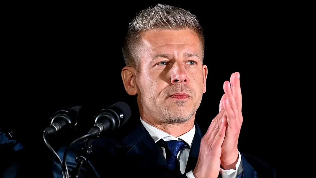 Πλήγμα για την πλευρά Τραμπ η εκλογή του Πέτερ Μάγιαρ στην Ουγγαρία – Έχασε έναν σύμμαχο