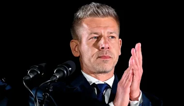 Πλήγμα για την πλευρά Τραμπ η εκλογή του Πέτερ Μάγιαρ στην Ουγγαρία – Έχασε έναν σύμμαχο