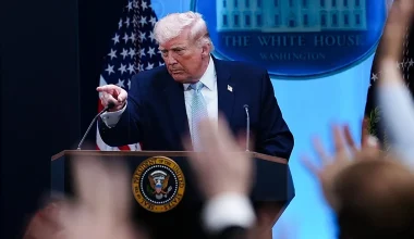 WSJ: Ο Ν.Τραμπ εξετάζει στοχευμένα στρατιωτικά πλήγματα στο Ιράν μετά την αποτυχία των διαπραγματεύσεων