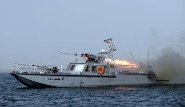 Ιράν: Απαντά με δικό του… ναυτικό αποκλεισμό των λιμανιών των χωρών του Κόλπου