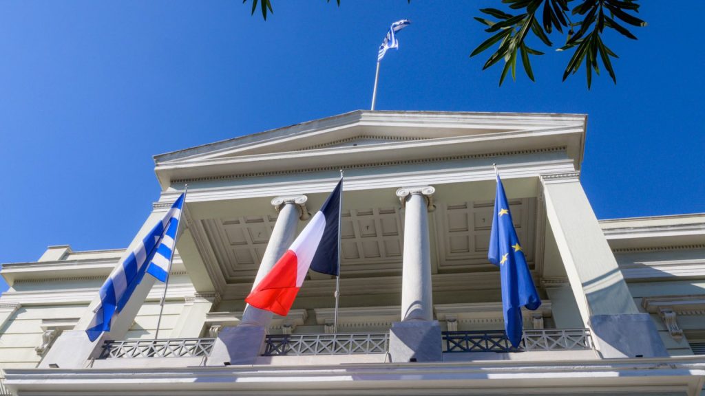 Ελληνικό ΥΠΕΞ σε Χ.Φιντάν: «Η Ελλάδα διαμορφώνει την εξωτερική της πολιτική ανεξάρτητα – Δεν δέχεται υποδείξεις»