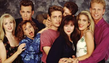 T.A.Thiessen: Δείτε πώς είναι σήμερα η εντυπωσιακή «Βάλερι» από τη σειρά «χτυποκάρδια στο Μπέβερλι Χιλς» (βίντεο)