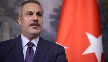 Χ.Φιντάν: «Το Ισραήλ ενδέχεται να θεωρήσει αντίπαλό του την Τουρκία – Δεν μπορεί να υπάρξει χωρίς εχθρό»