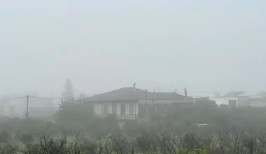 Σπάρτη: Πυκνό «πέπλο» ομίχλης κάλυψε εντελώς τον Ταΰγετο – Δείτε βίντεο