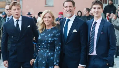 ΣτE: «Νόμιμο» το επώνυμο «Ντε Γκρες» για τα μέλη της τέως βασιλικής οικογένειας